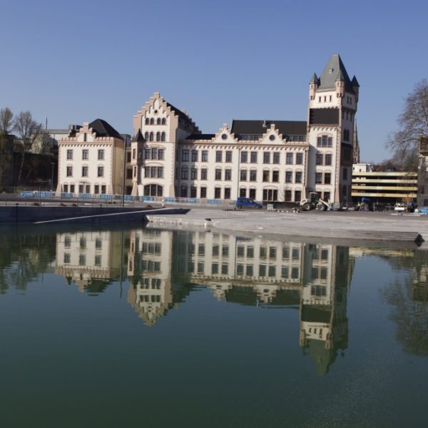 emscher-weg-hoerder-burg-frank-schultze-eglv